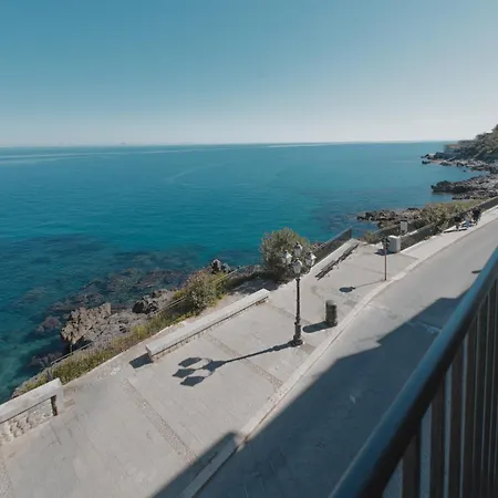 Apartment Tra La Rocca E Il Mare Di