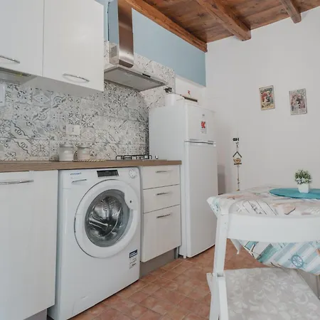 Apartment Tra La Rocca E Il Mare Di